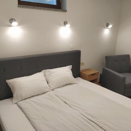 Apartmaji Maln Доленьське-Топлице Екстер'єр фото