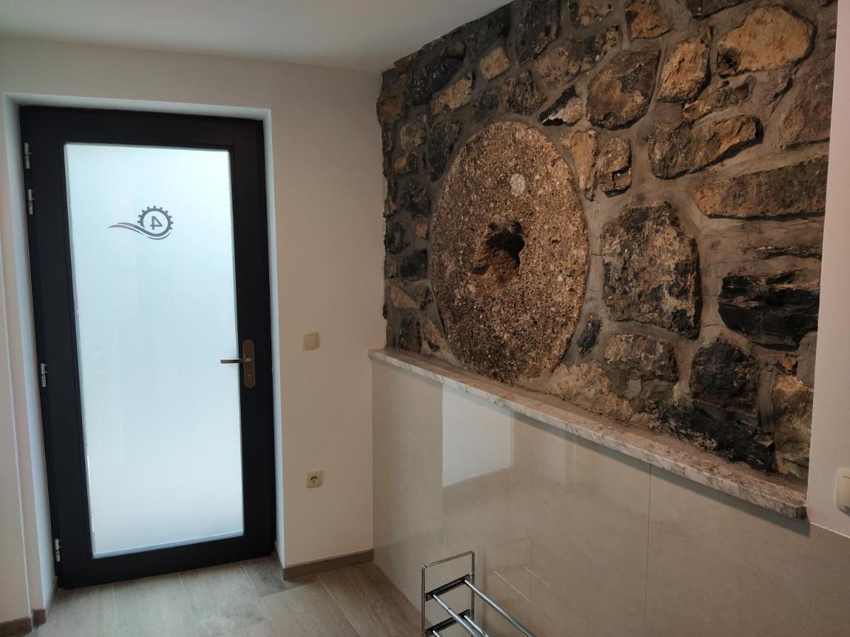 Apartmaji Maln Доленьське-Топлице Екстер'єр фото