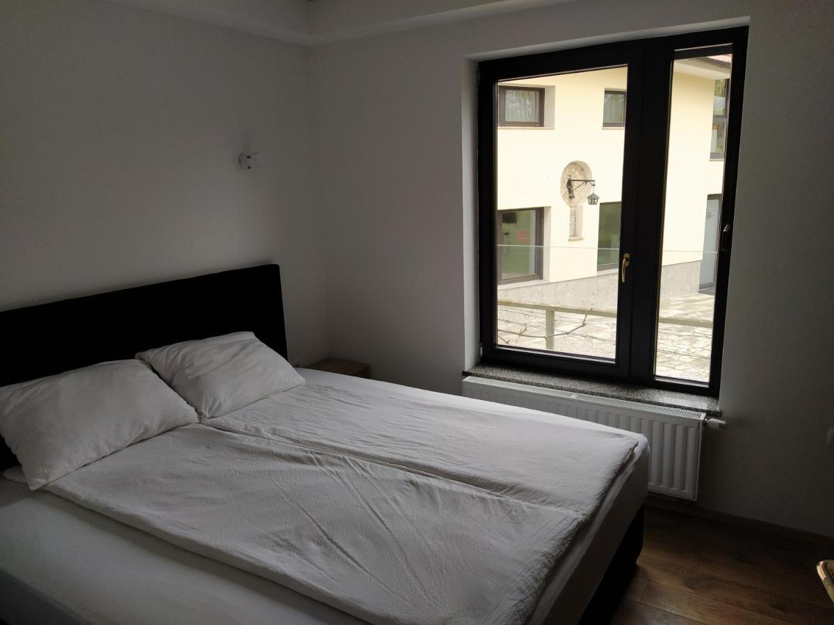 Apartmaji Maln Доленьське-Топлице Екстер'єр фото