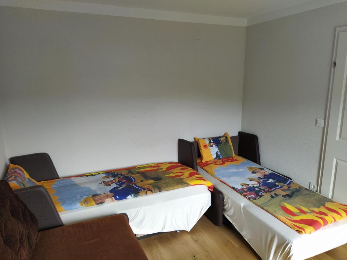 Apartmaji Maln Доленьське-Топлице Екстер'єр фото