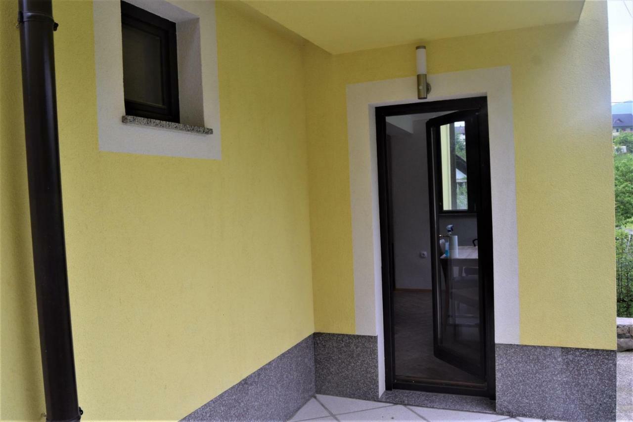 Apartmaji Maln Доленьське-Топлице Екстер'єр фото
