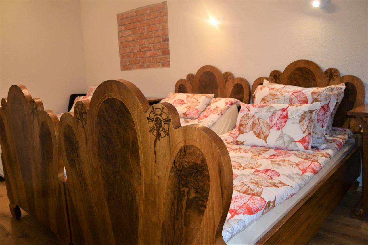 Apartmaji Maln Доленьське-Топлице Екстер'єр фото